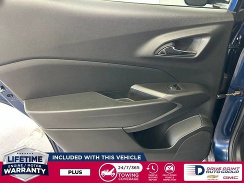 Used 2024 Chevrolet Trax LT FWD image 22
