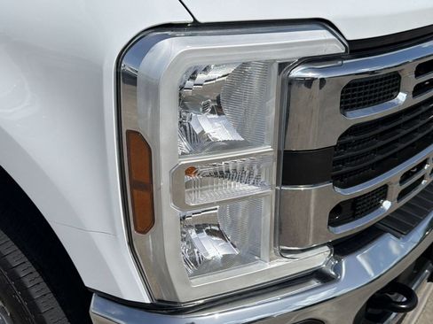 Certified 2024 Ford F250 XLT AWD/4WD image 12