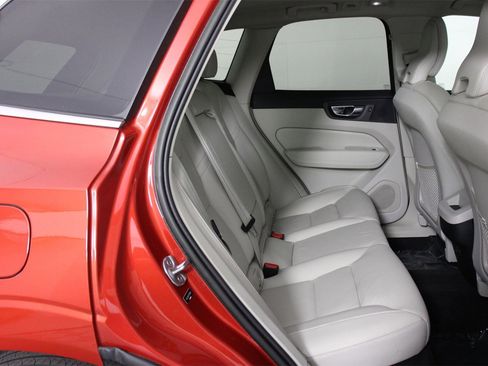 Certified 2023 Volvo XC60 B5 Core w/ Climate Package image 30