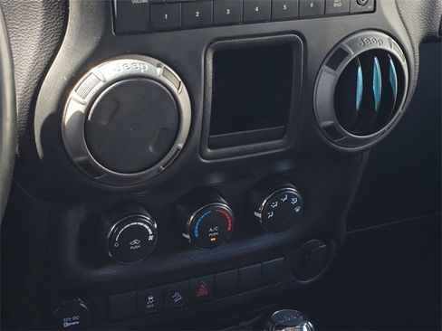 Used 2017 Jeep Wrangler Unlimited Sport w/ Connectivity Group image 22