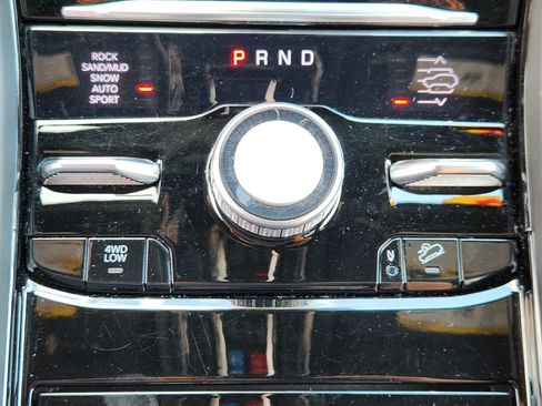 Used 2024 Jeep Grand Cherokee Summit AWD/4WD image 24