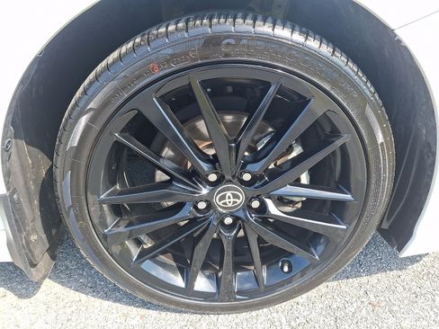 Used 2022 Toyota Camry XSE FWD image 8