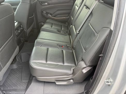 Used 2017 Chevrolet Suburban LT AWD/4WD image 11