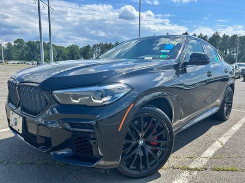 Used 2022 BMW X6 M50i w/ Premium Enhanced Package AWD/4WD image 2