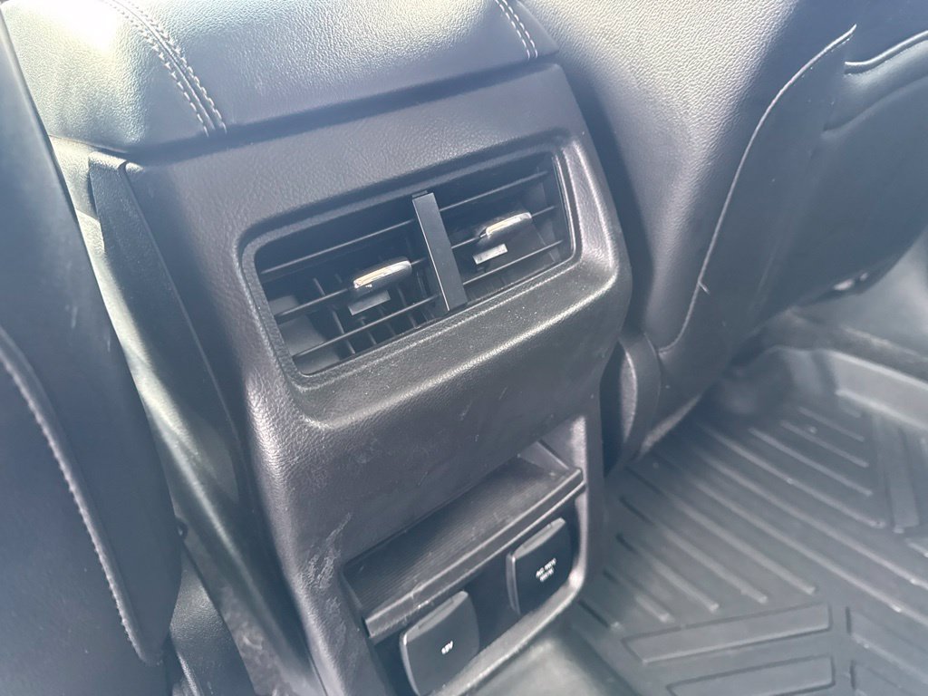 Certified 2019 Ford Edge Titanium FWD image 35
