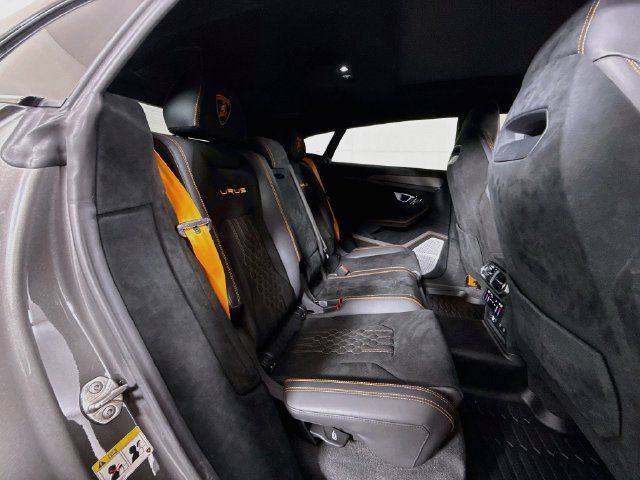 Used 2023 Lamborghini Urus Performante AWD/4WD image 29