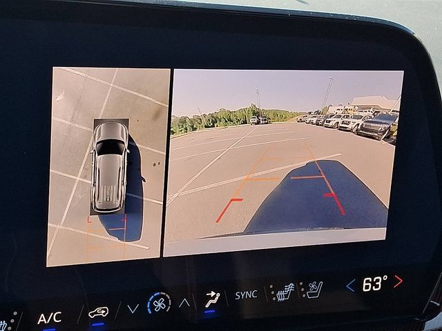 Used 2024 Chevrolet Traverse RS FWD image 18