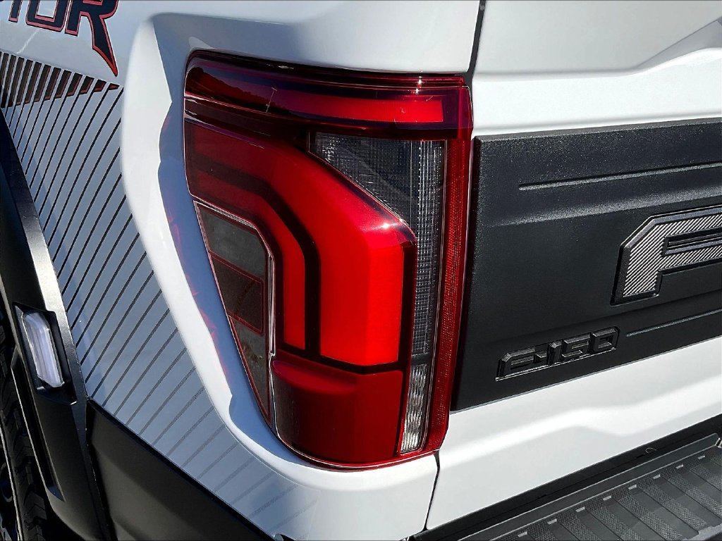 New 2026 Ford F150 Raptor AWD/4WD image 35