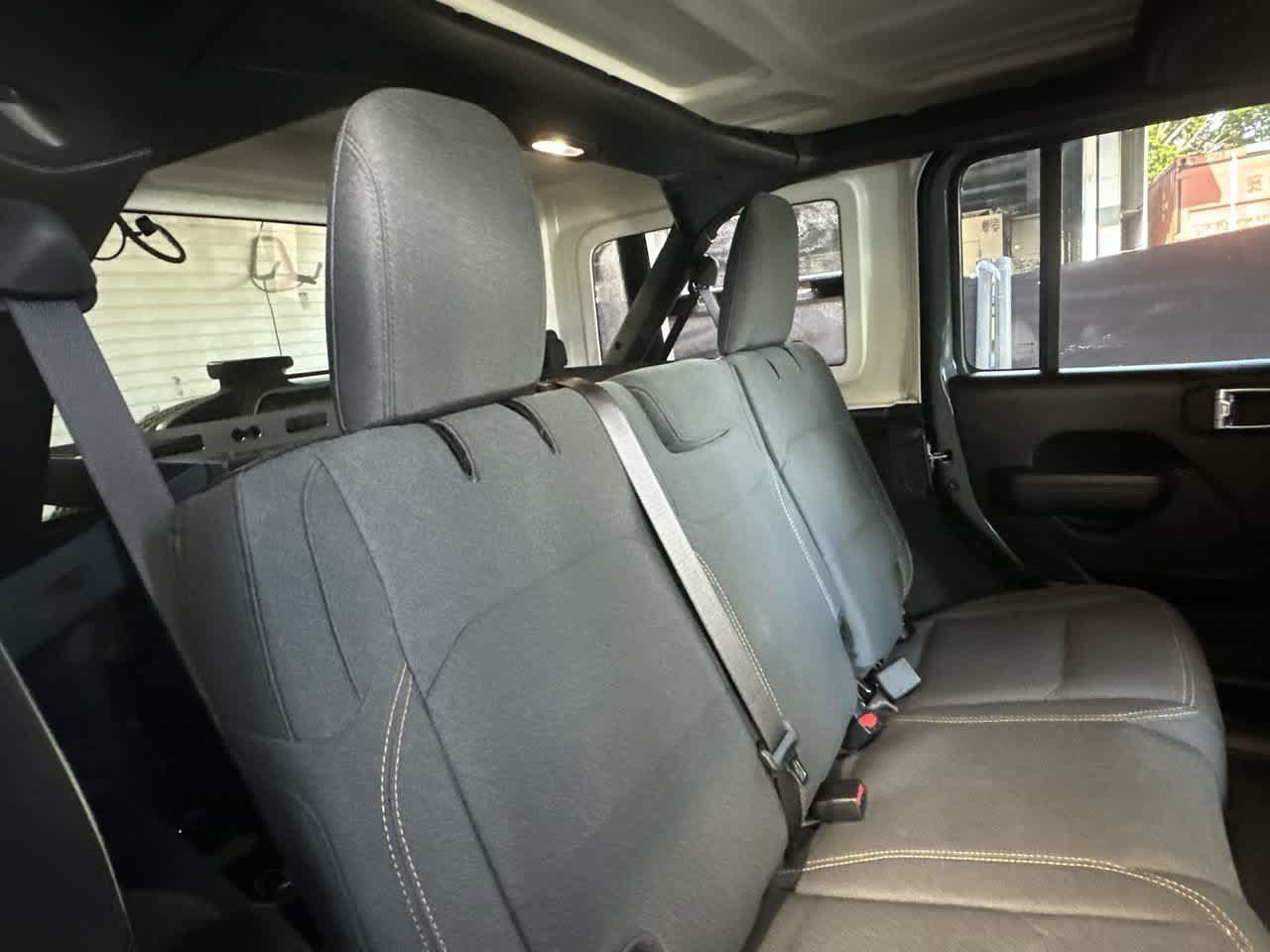 Used 2024 Jeep Wrangler Unlimited Sport AWD/4WD image 26