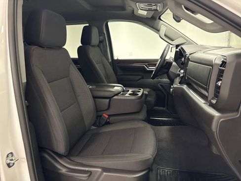 Used 2024 Chevrolet Silverado 1500 LT image 20