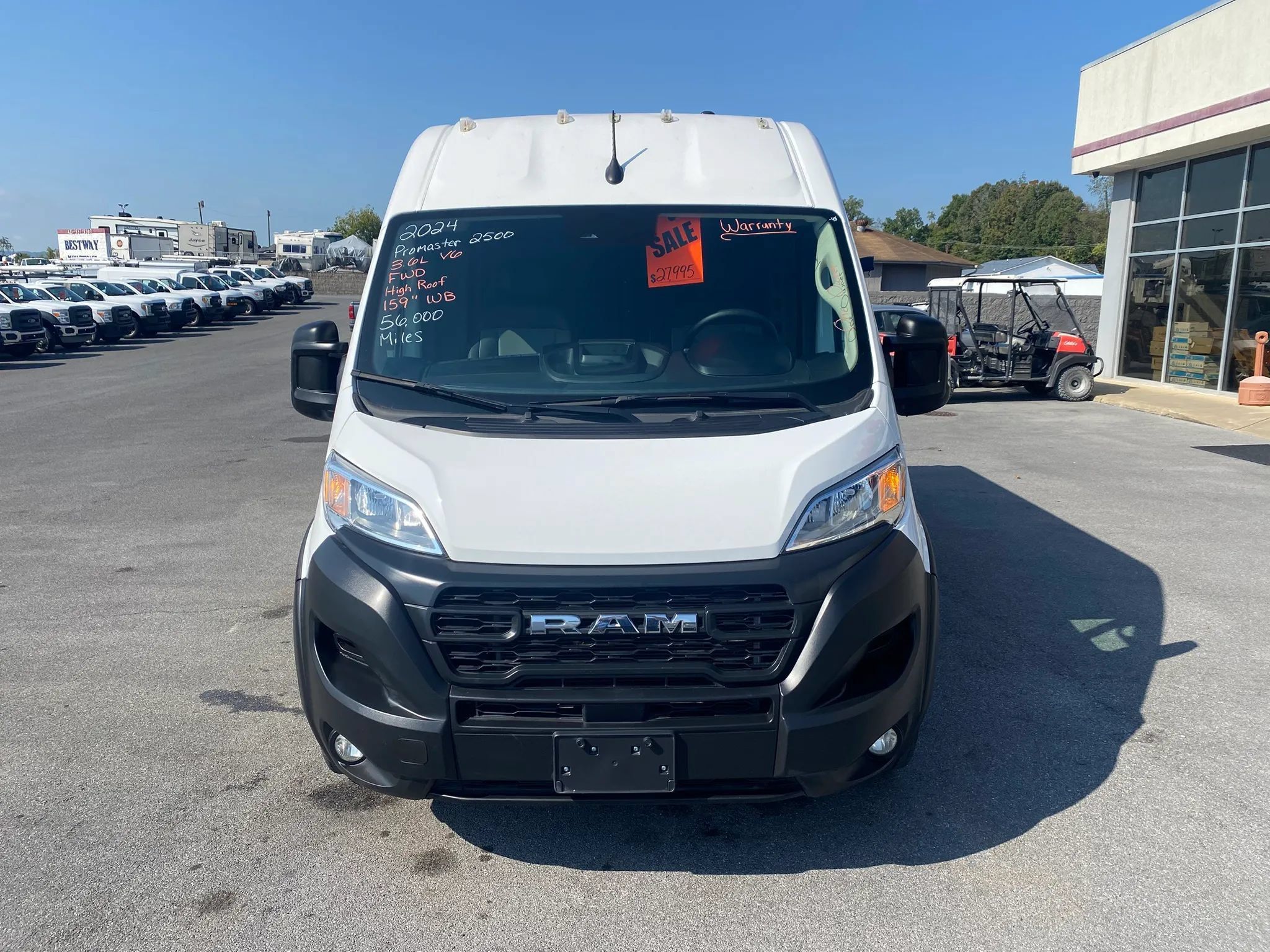 Used 2024 RAM ProMaster 2500 w/ Convenience Group FWD image 2