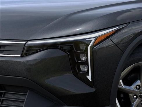 New 2026 Kia K4 FWD image 10