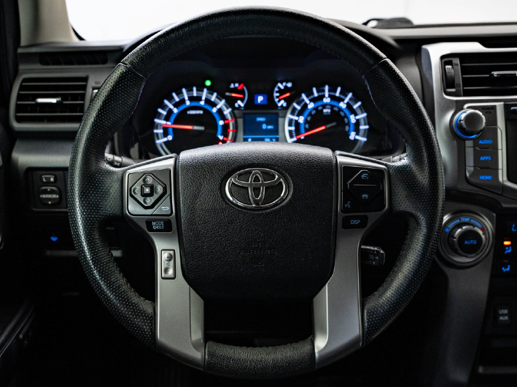Used 2019 Toyota 4Runner Limited AWD/4WD image 40