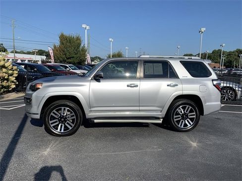 Used 2022 Toyota 4Runner Limited image 5