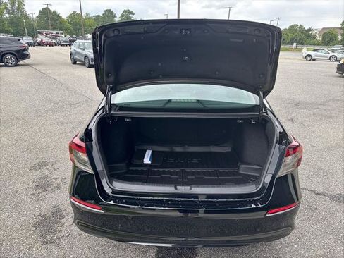 Used 2025 Honda Civic Sport image 27
