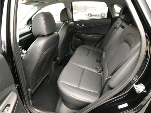 Used 2023 Hyundai Kona Limited image 11