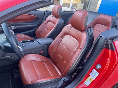 Used 2024 Ford Mustang Premium image 15