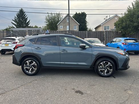 Certified 2024 Subaru Crosstrek 2.0i Premium AWD/4WD image 9