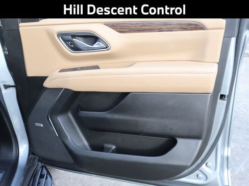 Used 2023 Chevrolet Tahoe Premier image 14