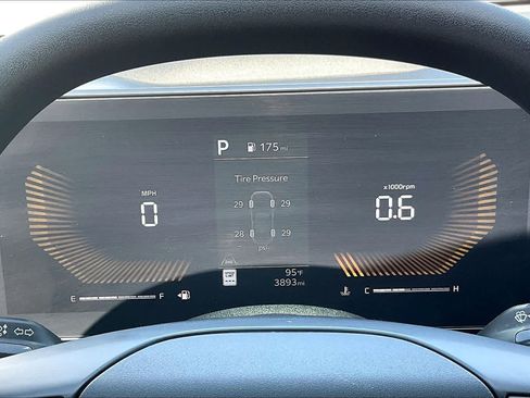 Certified 2025 Kia K4 FWD image 15