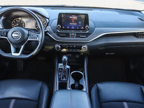 Used 2024 Nissan Altima 2.5 SR image 10