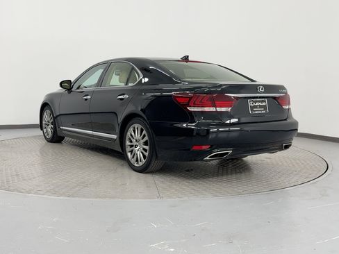 Used 2015 Lexus LS 460 w/ Comfort Package image 3