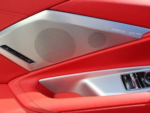 Used 2024 Chevrolet Corvette Stingray w/ Body-Color Dual Roof Package image 19