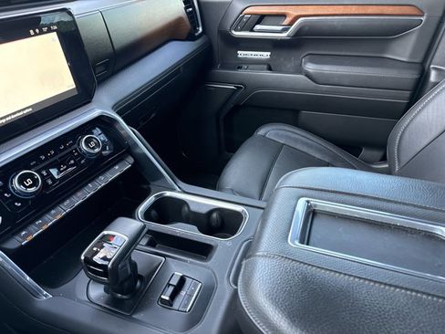 Used 2022 GMC Sierra 1500 Denali AWD/4WD image 23