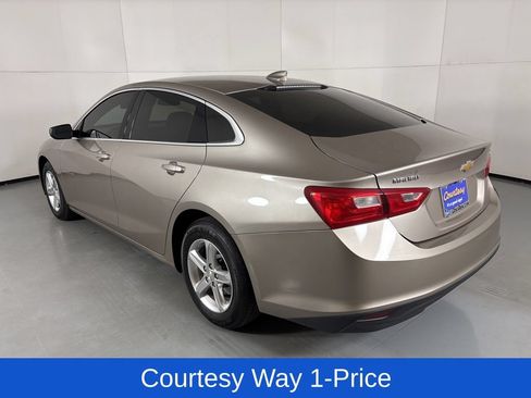 Used 2023 Chevrolet Malibu LT FWD image 8