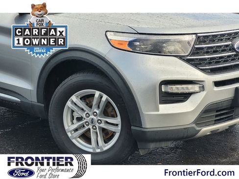 Used 2023 Ford Explorer XLT w/ Equipment Group 202A image 4