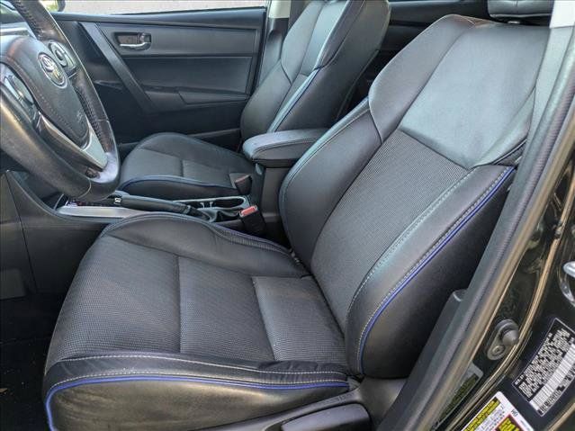 Used 2019 Toyota Corolla SE w/ SE Premium Package FWD image 12
