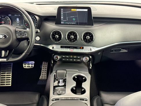 Used 2020 Kia Stinger GT2 RWD image 14