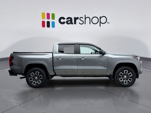 Used 2025 Chevrolet Colorado Z71 w/ Technology Package AWD/4WD image 6