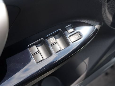 New 2026 Mitsubishi Eclipse Cross LE AWD/4WD image 16