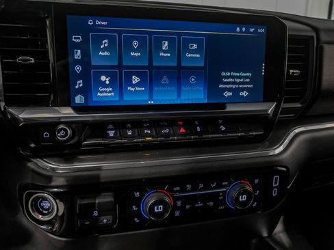 Used 2024 Chevrolet Silverado 2500 High Country w/ High Country Premium Package image 25