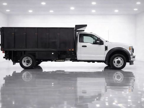 Used 2020 Ford F550 2WD Crew Cab Super Duty w/ Power Equipment Group image 6