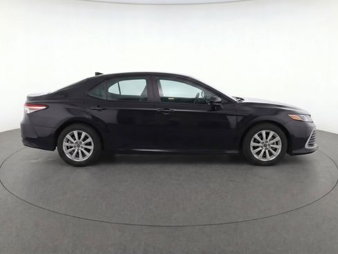 Certified 2025 Toyota Camry LE FWD image 5