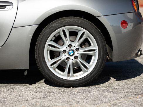 Used 2004 BMW Z4 3.0i image 12