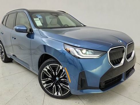 Used 2025 BMW X3 xDrive30i w/ Premium Package image 1