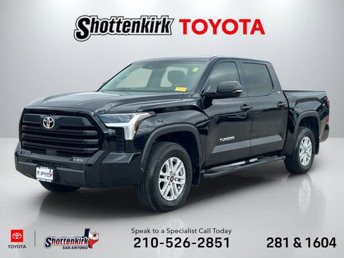 Used 2024 Toyota Tundra SR5 w/ SR5 Convenience Package AWD/4WD image 1