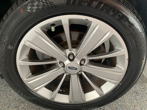 Used 2019 Ford Explorer Limited w/ Class III Trailer Tow Package AWD/4WD image 36