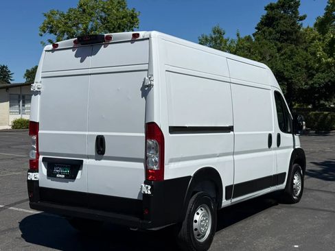 Used 2021 RAM ProMaster 2500 w/ Interior LED Lighting Group FWD image 6