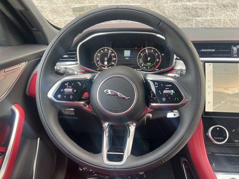 Used 2025 Jaguar F-PACE R-Dynamic S AWD/4WD image 20