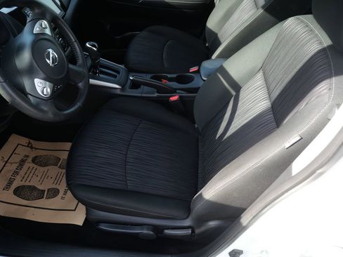 Used 2019 Nissan Sentra SV image 10