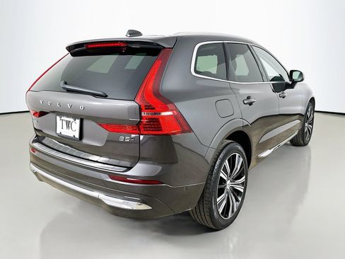 Used 2023 Volvo XC60 B5 Plus AWD/4WD image 5