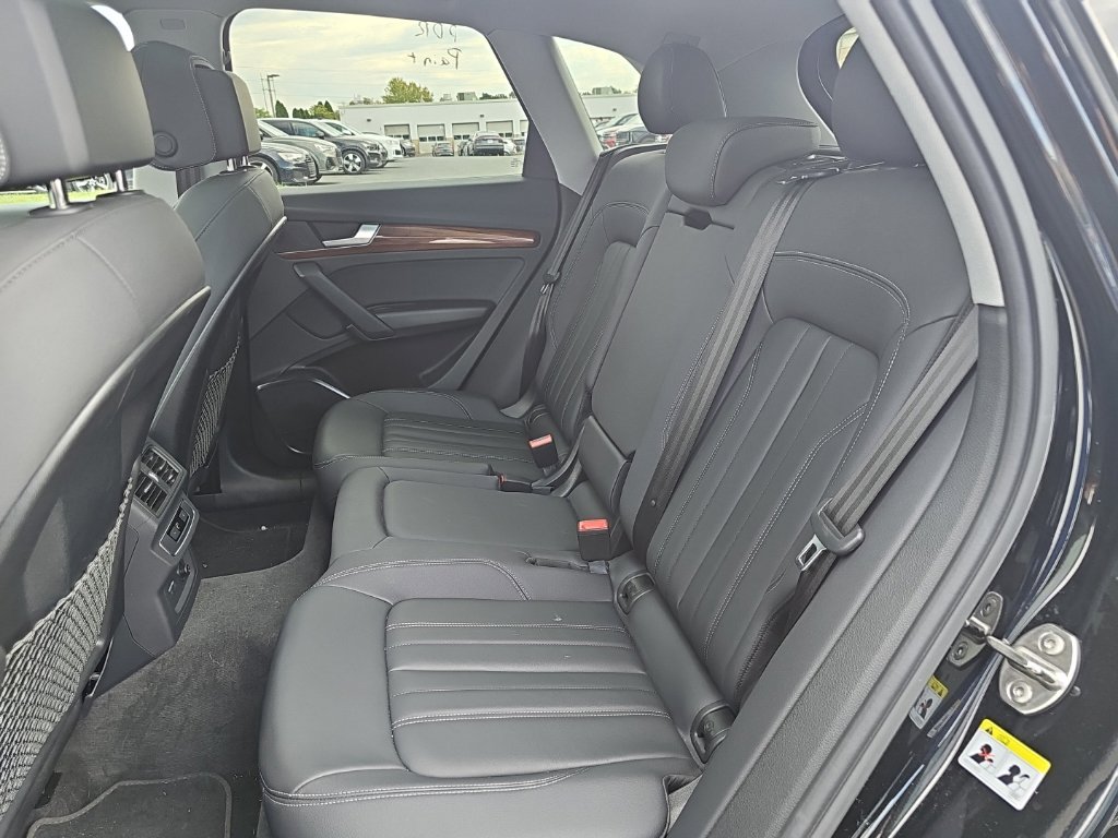 Used 2023 Audi Q5 2.0T Premium AWD/4WD image 12