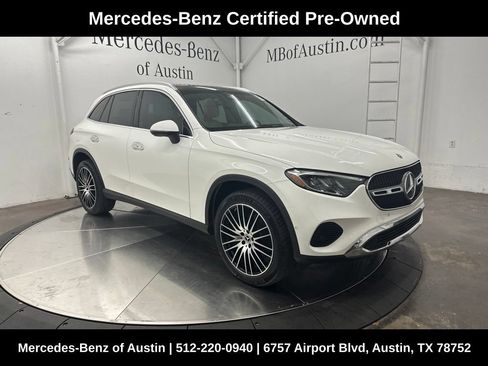 Used 2026 Mercedes-Benz GLC 300 image 1