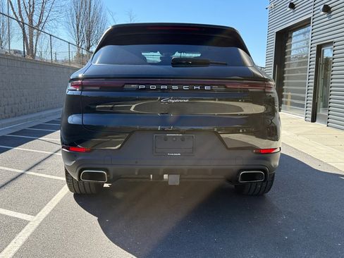 Certified 2025 Porsche Cayenne image 6
