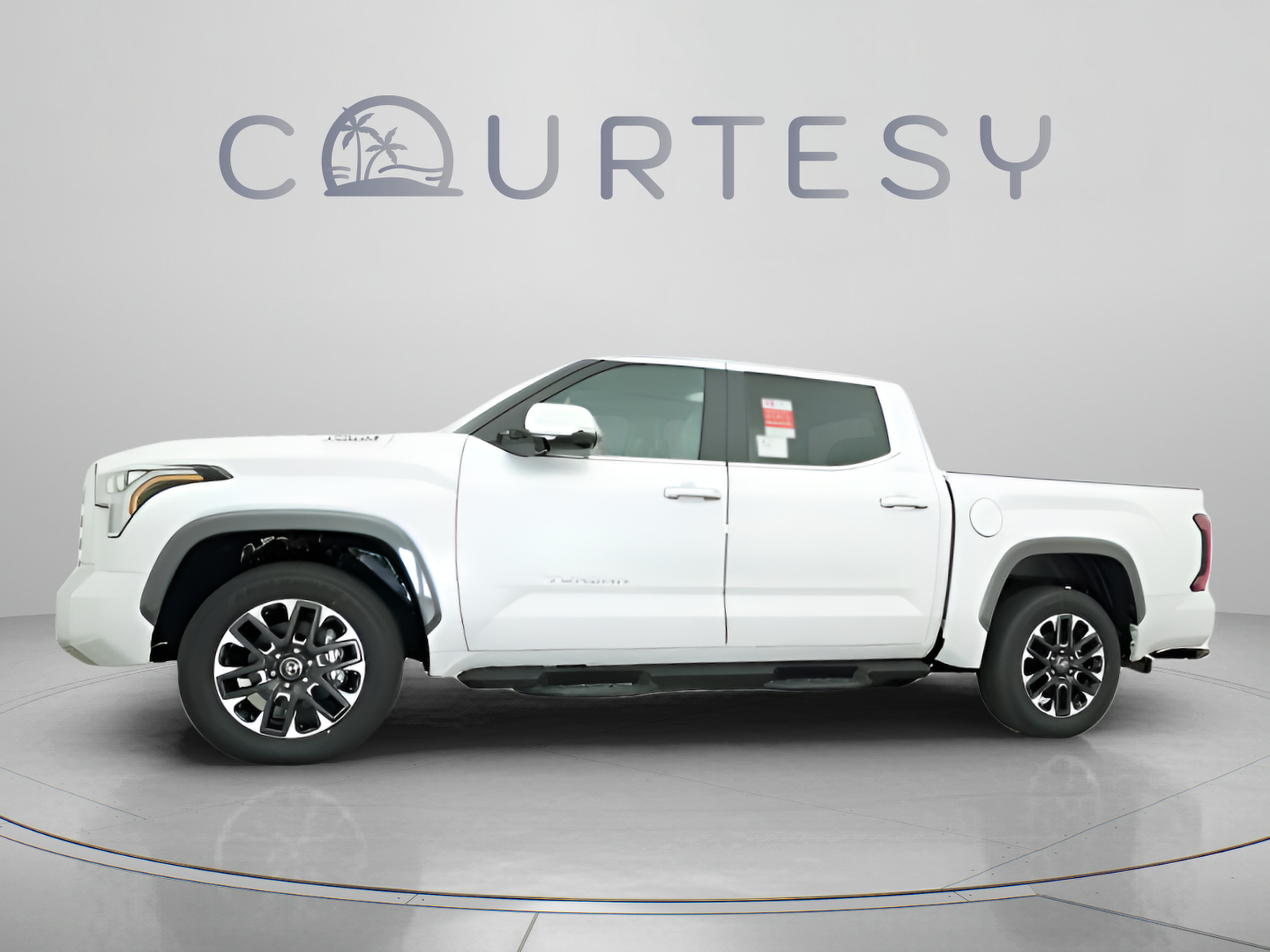 New 2025 Toyota Tundra Limited AWD/4WD image 4