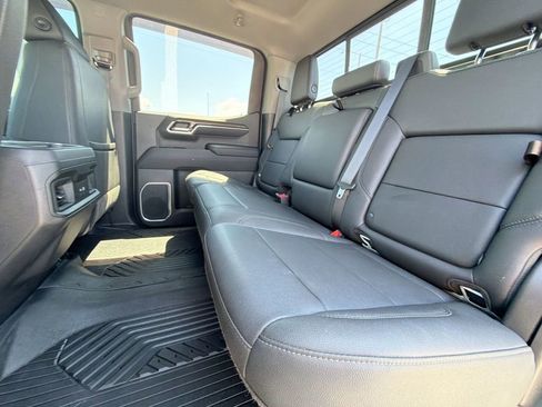 Used 2022 Chevrolet Silverado 1500 LT Trail Boss w/ LT Trail Boss Premium Package image 31